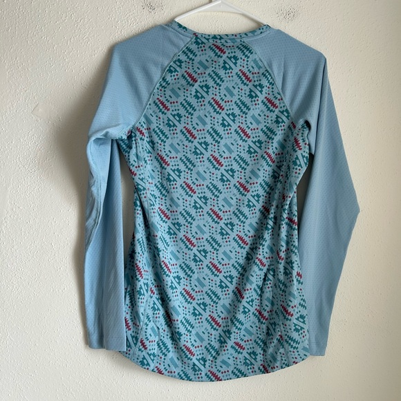 NWT Patagonia Capilene Midweight Cool to Cold Base Layer Icefall Blue Small $59 - Picture 9 of 9